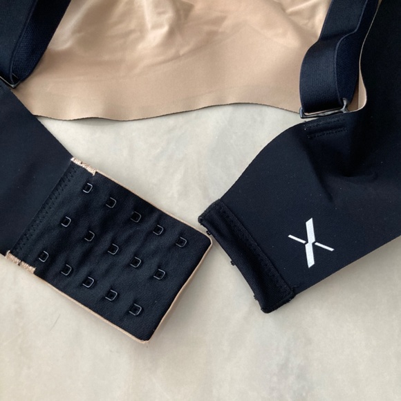NWOT KNIX Evolution Bra Reversible Black/Nude - size 8 - Picture 10 of 11